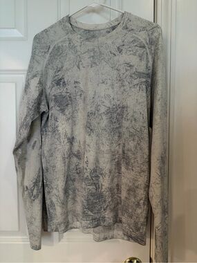lululemon athletica Gray Marble-Print Long Sleeve Tee
